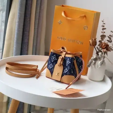 Fashionreps 2102SH0010 LV Bags 0507